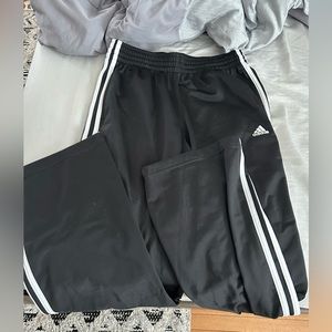 Women’s Adidas pants